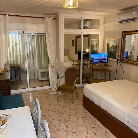 Hercules Estudio Con Vistas Al Mar Апартаменты *